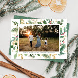 Elegante Waterverf Botanisch Lijst Foto Kerstmis Feestdagenkaart<br><div class="desc">Deze elegante vakantiefotokaart is voorzien van een prachtig lijst van waterverf botanicals met faux gouden accenten. Het ontwerp is eenvoudig maar elegant. Op de voorkant van de kaart staat een horizontale foto. Op de achterkant vindt u een coördinerend groen en wit stippenpatroon.</div>