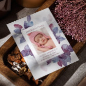 Elegante waterverf paarse bloemblaadjes geboorte aankondiging