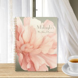 Elegante Waterverf Perzik Pioen Bruiloft Planner<br><div class="desc">Ontdek de charme van onze gepersonaliseerde Peach Peony Planner. Met een prachtige, enkele grote perzik pioenbloem combineert deze planner elegantie met een persoonlijke touch. Voeg jouw naam toe voor een uniek, aangepast accessoire dat opvalt. De aanpassingsoptie maakt het een speciaal cadeau voor de bruid of een persoonlijke traktatie die uw...</div>
