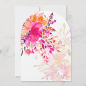Elegante waterverf roze oranje bloemboog bruiloft kaart (Achterkant)