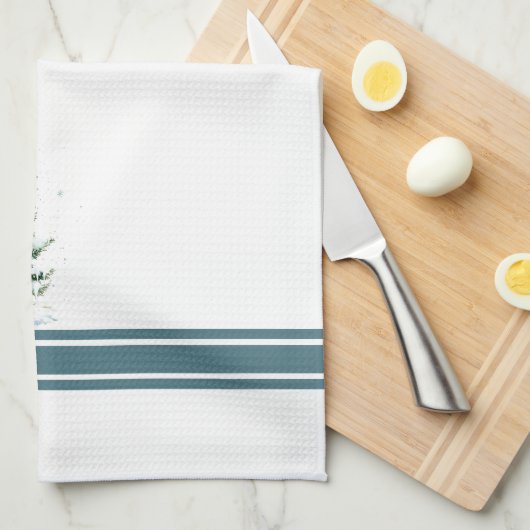 Elegante Waterverf Snowy Spruce Tree Monogrammed Theedoek (Quarter Fold)