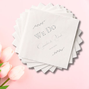 Elegante "We Do" Koppel Namen Trouwdatum Zilver Folie Servetten