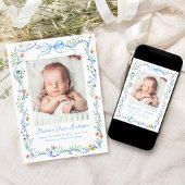 Elegante weide Bloemen Blauwe strik Foto Geboorte Aankondiging