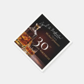 Elegante Whiskey Zwart Goud 30ste Verjaardag Party Servet (Hoek)