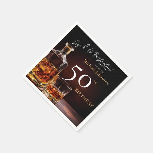 Elegante Whiskey Zwart Goud 50ste Verjaardag Party Servet (Hoek)