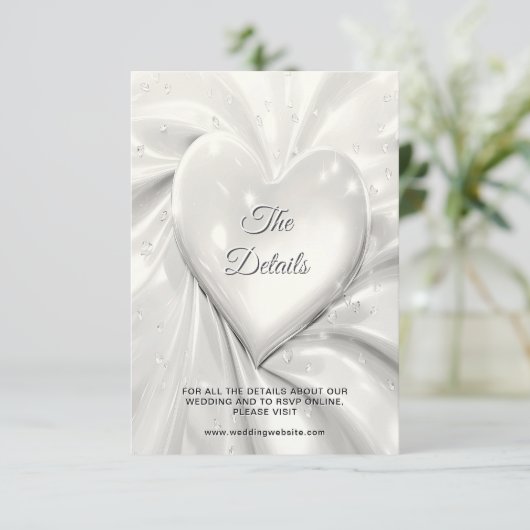 Elegante White Cream Heart Detail Enclosure Kaart (Staand voorkant)
