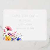Elegante Wildbloemen en zilveren belettering Opsla Folie Uitnodiging (Voorkant)