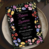 Elegante wilde bloemen bloemenzwarte bruiloft kaart