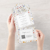 Elegante wilde bloemen RSVP QR code bruiloft All In One Uitnodiging (Afscheurbaar)