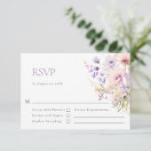 Elegante Wildflower Lavendel Violet Bruiloft RSVP Kaartje (Staand voorkant)