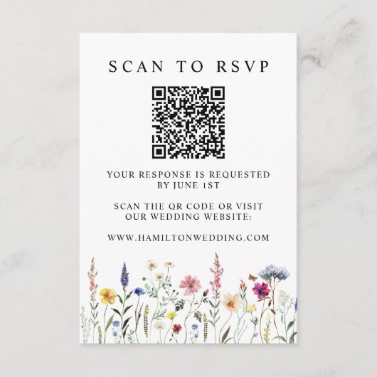 Elegante Wildflower Meadow QR Code Bruiloft RSVP Informatiekaartje (Voorkant)