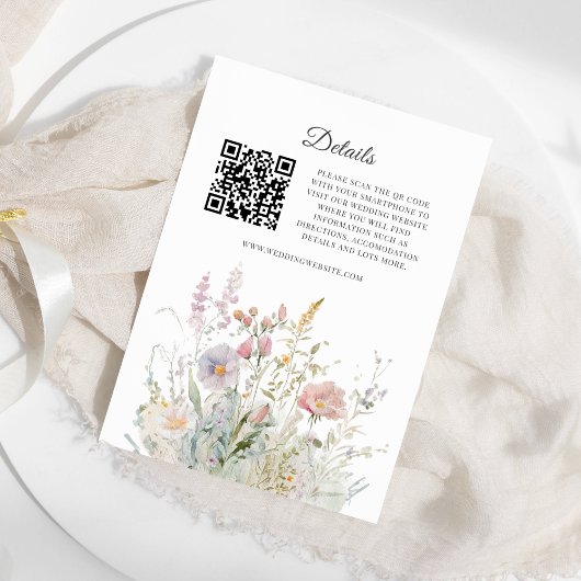 Elegante Wildflower Waterverf QR-code Details Informatiekaartje