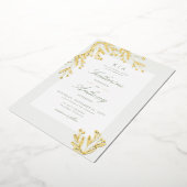 Elegante Winter Gouden Mistletoe Monogrammen Bruil Folie Uitnodiging (Gedraaid)
