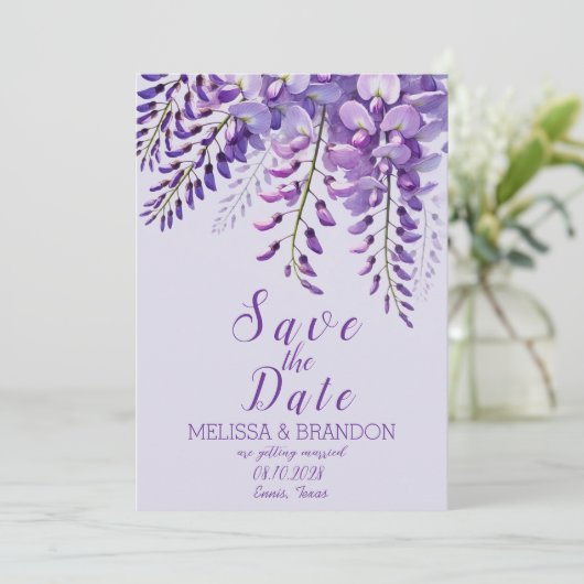 Elegante Wisteria Floral Paarse moderne bruiloft Kaart (Staand voorkant)