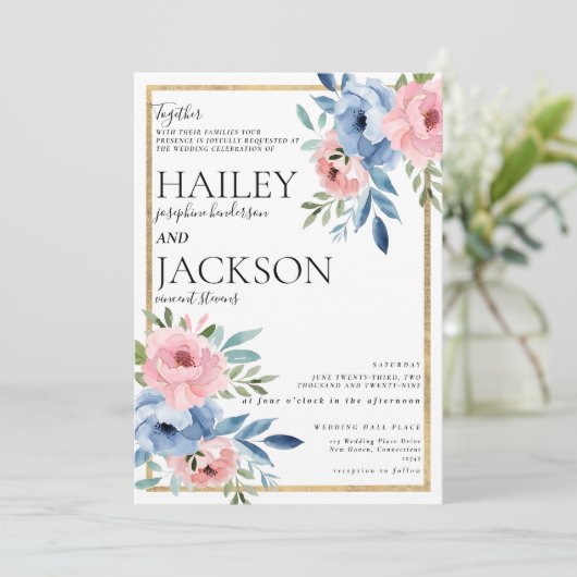 Elegante wit goud roze blauwe bloemen bruiloft kaart (Staand voorkant)
