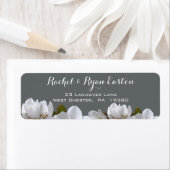 Elegante witte bloemen bruiloft retour adres label (Insitu)