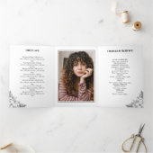 Elegante witte bloemen foto begrafenis drieluik programma (Binnen)