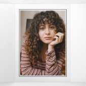 Elegante witte bloemen foto begrafenis drieluik programma (Binnenkant midden)