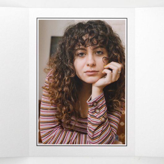 Elegante witte bloemen foto begrafenis drieluik programma (Binnenkant midden)