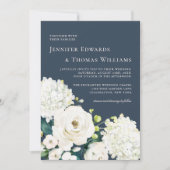 Elegante witte bloemen op marineblauwe bruiloft kaart (Voorkant)
