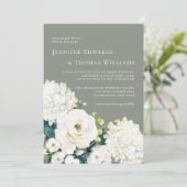 Elegante Witte Bloemen op Sage Groene Bruiloft Kaart (Staand voorkant)