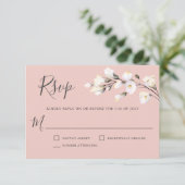 Elegante witte bloemenblush roze bruiloft RSVP (Staand voorkant)