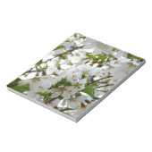 Elegante witte bloesems witte bloemen witte bloeme notitieblok (Linkerzijde)