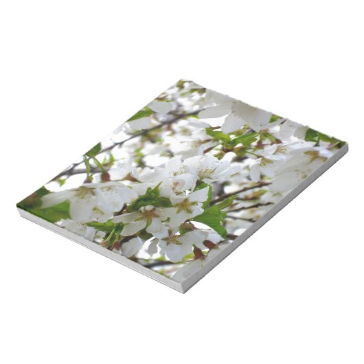 Elegante witte bloesems witte bloemen witte bloeme notitieblok (Linkerzijde)