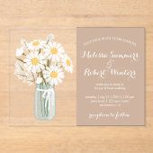 Elegante Witte Daisies Mason Jar Wedding Beige Acryl Uitnodigingen (Voorkant)