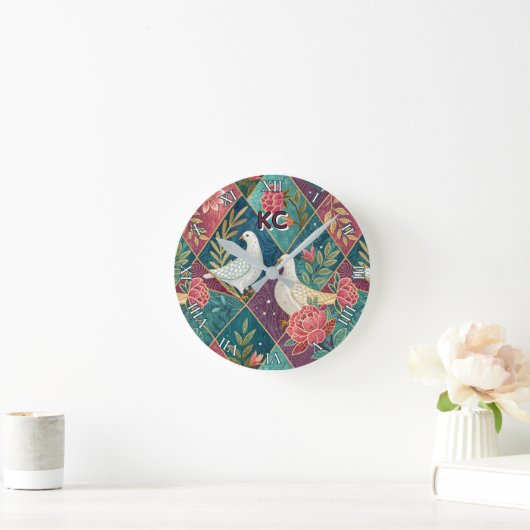 Elegante Witte Duiven Roze Bloemen & Goud Geometri Ronde Klok (Huis)