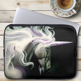 Elegante Witte Eenhoorn met Stromende Manen Paarse Laptop Sleeve