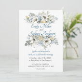Elegante witte en blauwe bloemige waterverf bruilo kaart (Staand voorkant)