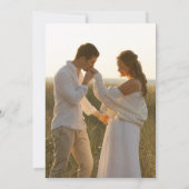 Elegante witte fototrouwdag kaart (Achterkant)
