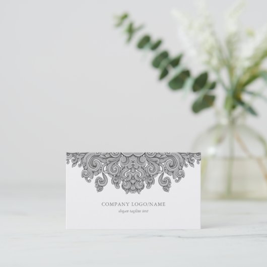 Elegante witte & grijze  bloemenwerveling visitekaartje (Staand voorkant)
