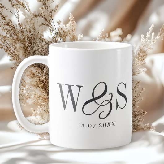 Elegante witte initiaal bruidsparen koffiemok