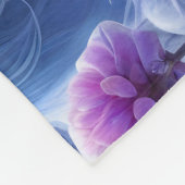 Elegante witte kat in een besneeuwd magisch rijk fleece deken (Hoek)