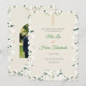 Elegante witte lelie & groen bruiloft uitnodiging (Voorkant / Achterkant)