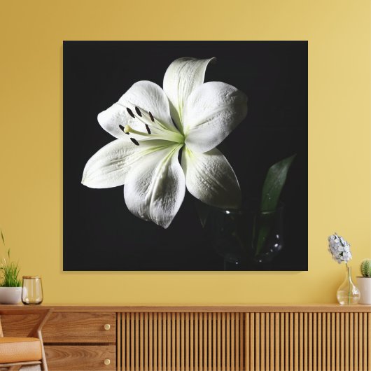 Elegante witte lelie verpakte canvas print (Insitu (Woonkamer))
