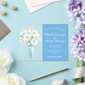 Elegante witte madeliefjes mason jar bruiloft blau acryl uitnodigingen (Insitu (Huwelijk))