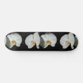Elegante Witte orchidee tropische witte bloemen Persoonlijk Skateboard (Horizontaal)
