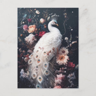 Elegante Witte Pauw in Bloemrijke Nachttuin Briefkaart