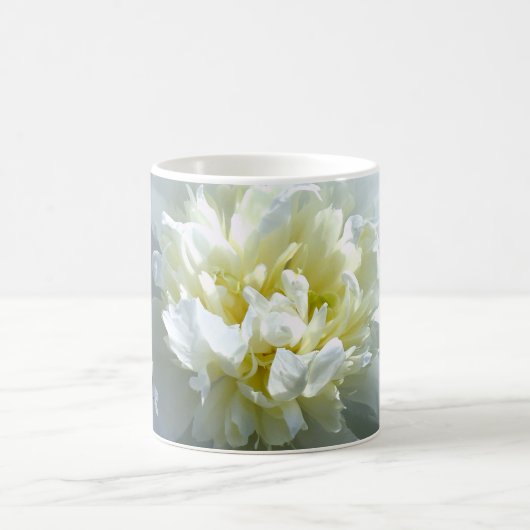 Elegante Witte pioenen witte bloemige foto Koffiemok (Center)