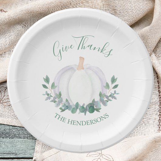 Elegante witte pompoen groene bladeren Thanksgivin Papieren Bordje