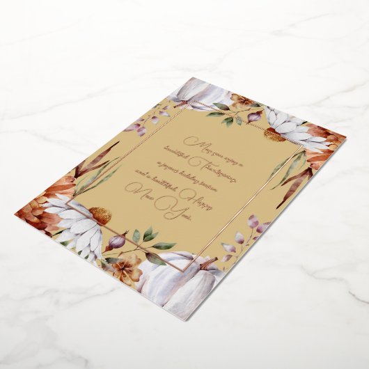 Elegante witte pompoenen en bloemen roze gouden sc folie feestdagenkaart (Gedraaid)