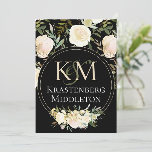 Elegante witte roos monogrammed bruiloft kaart (Staand voorkant)