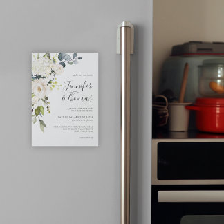 Elegante witte rozen en hortensia's bruiloft