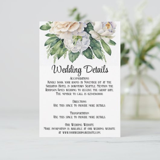 Elegante witte rozen en pioenen bruiloft informatiekaartje (Staand voorkant)