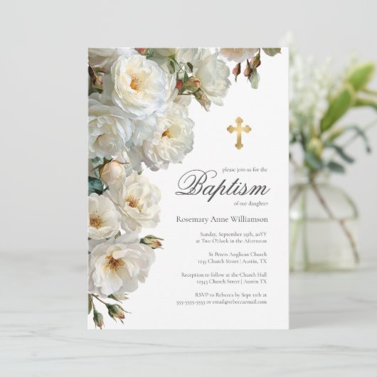 Elegante witte rozen met gouden kruisdoop kaart (Staand voorkant)