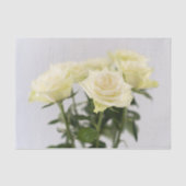 Elegante witte rozen met groene stengels Foto Tissuepapier (Voorkant)