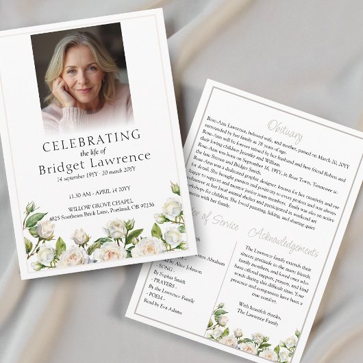 Elegante Witte Rozen Vieren Leven Van - Begrafenis Programmakaart